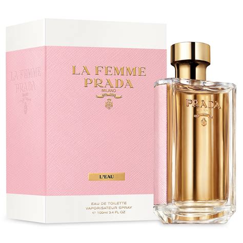 la femme Prada l'eau